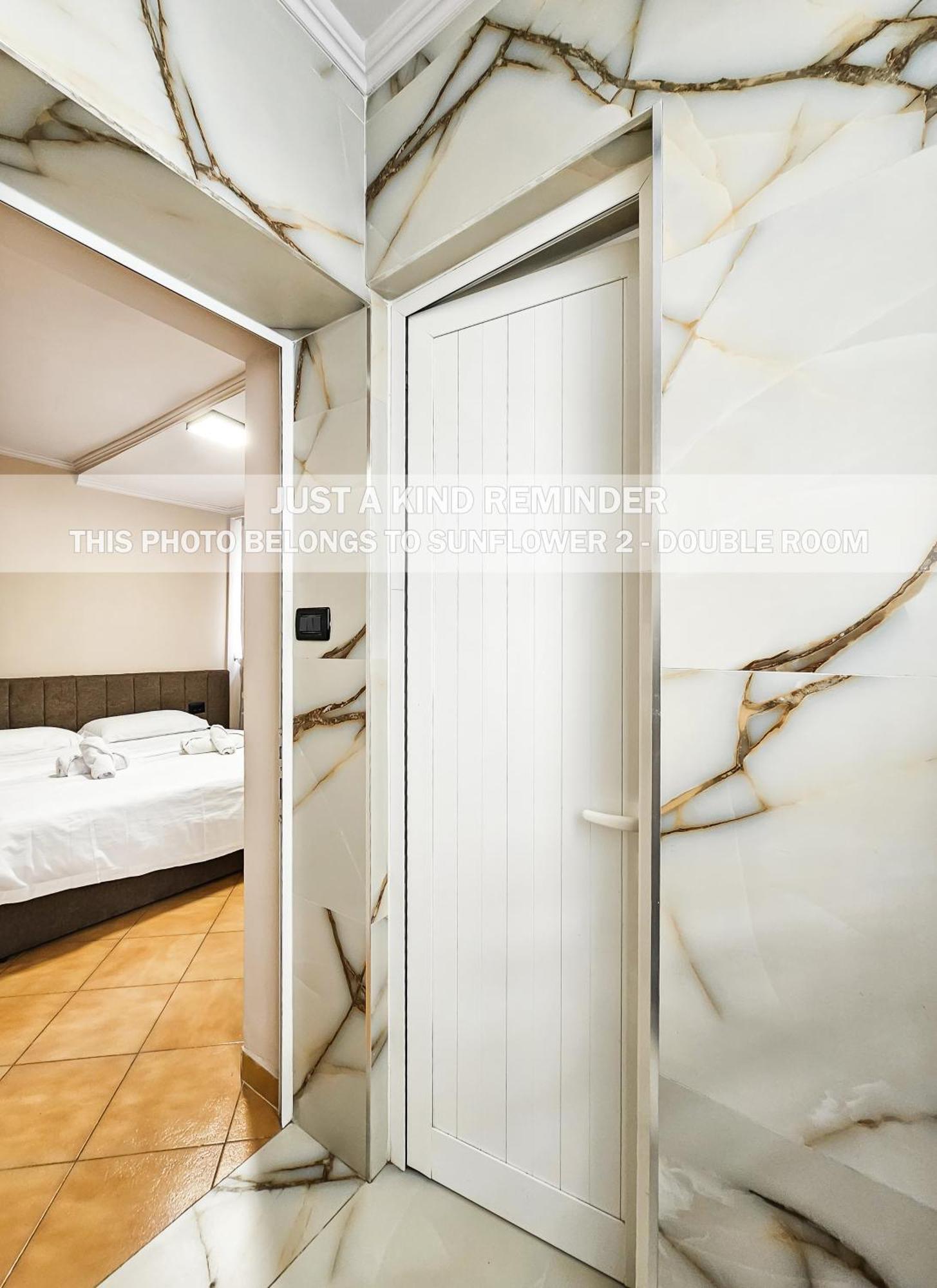 Sunflower Rooms Tirana Extérieur photo