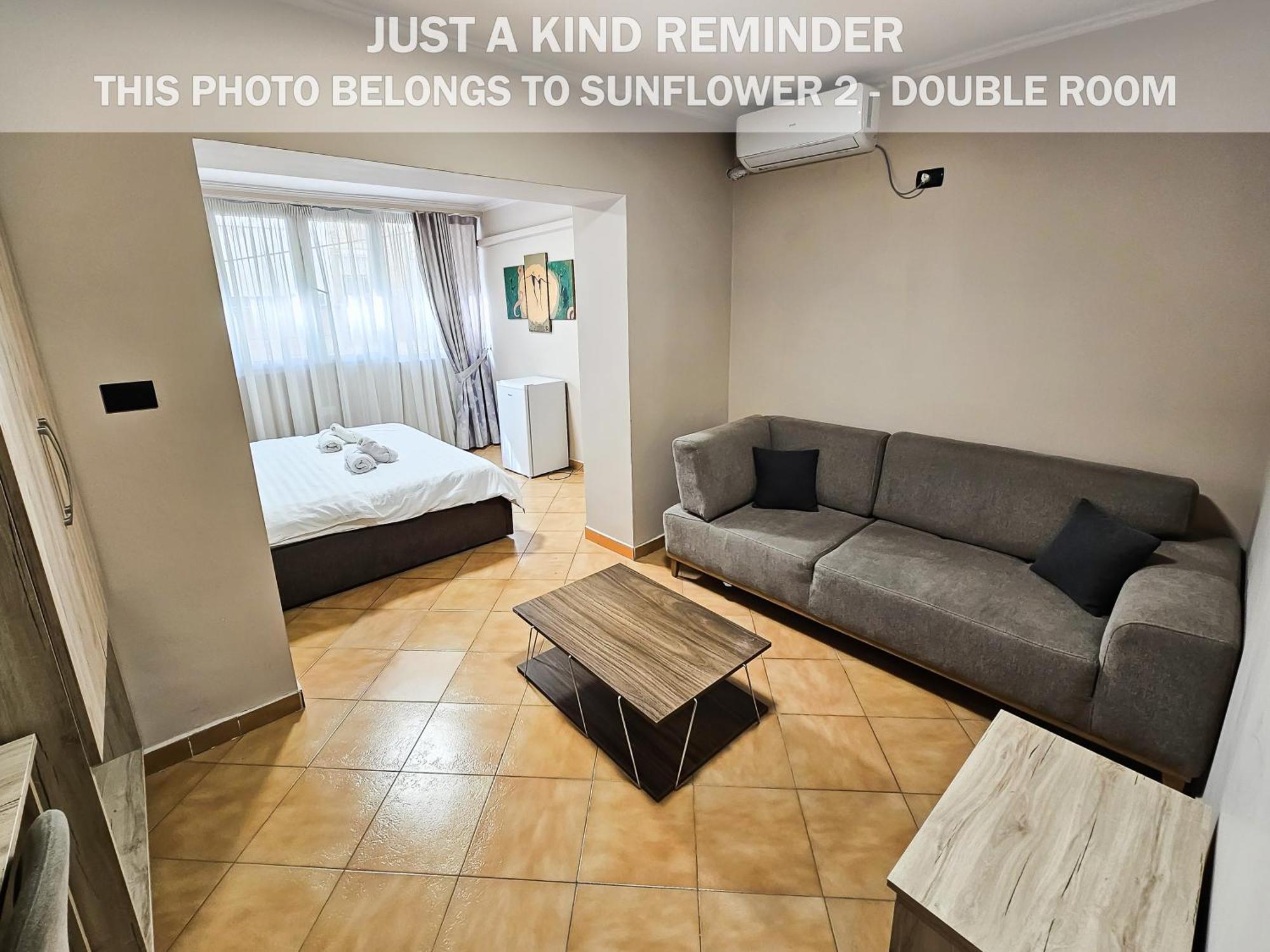 Sunflower Rooms Tirana Extérieur photo