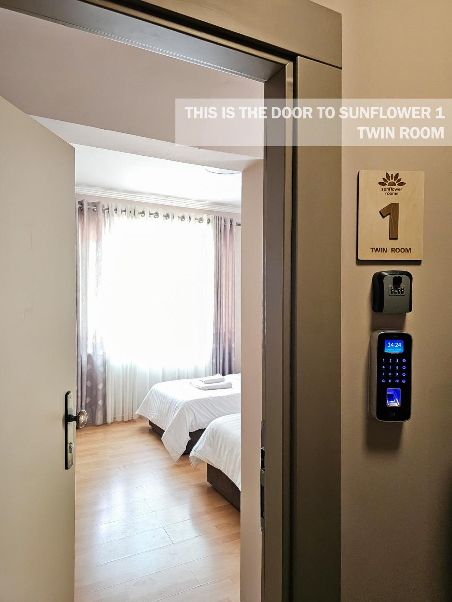 Sunflower Rooms Tirana Extérieur photo