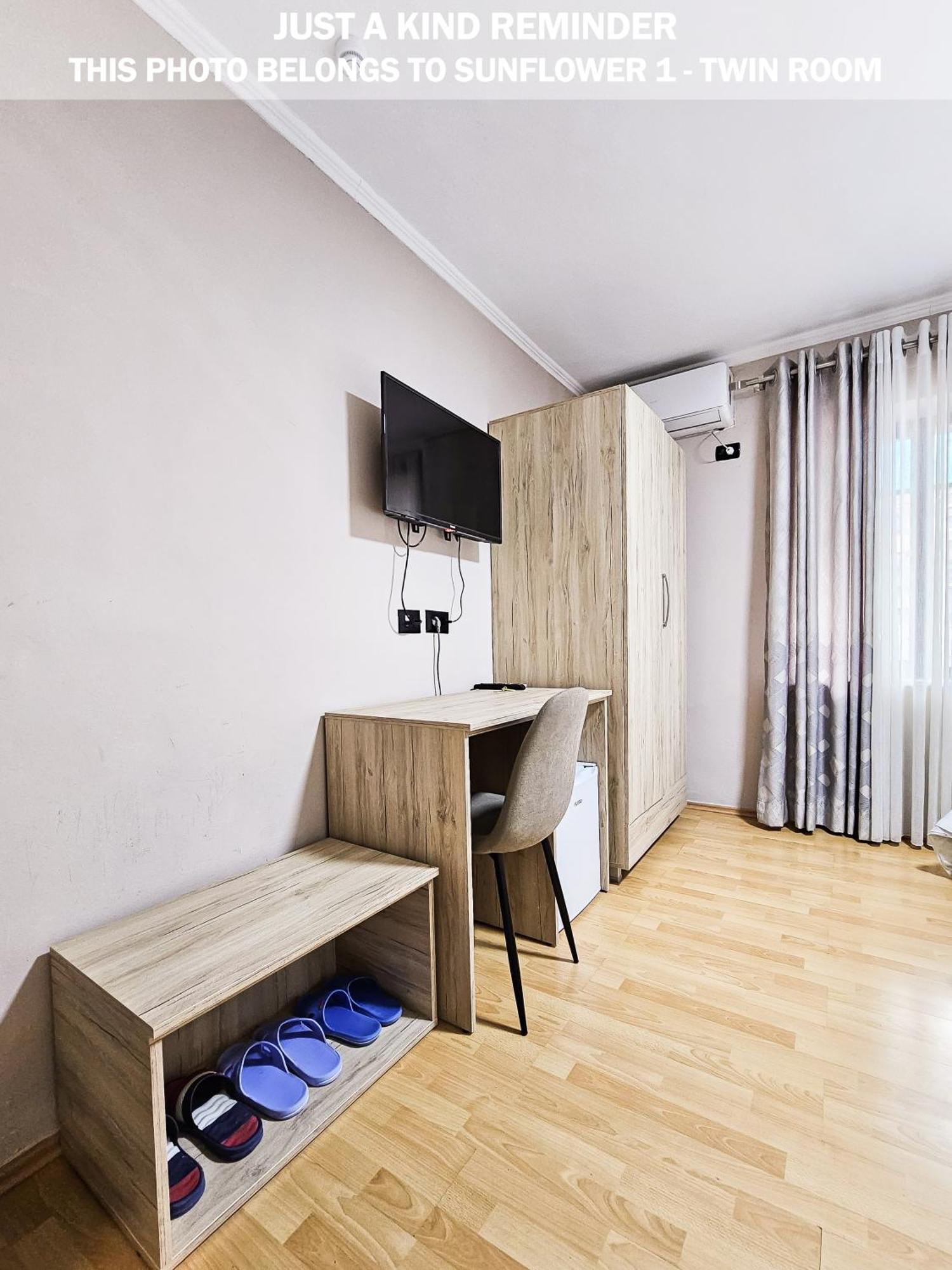 Sunflower Rooms Tirana Extérieur photo